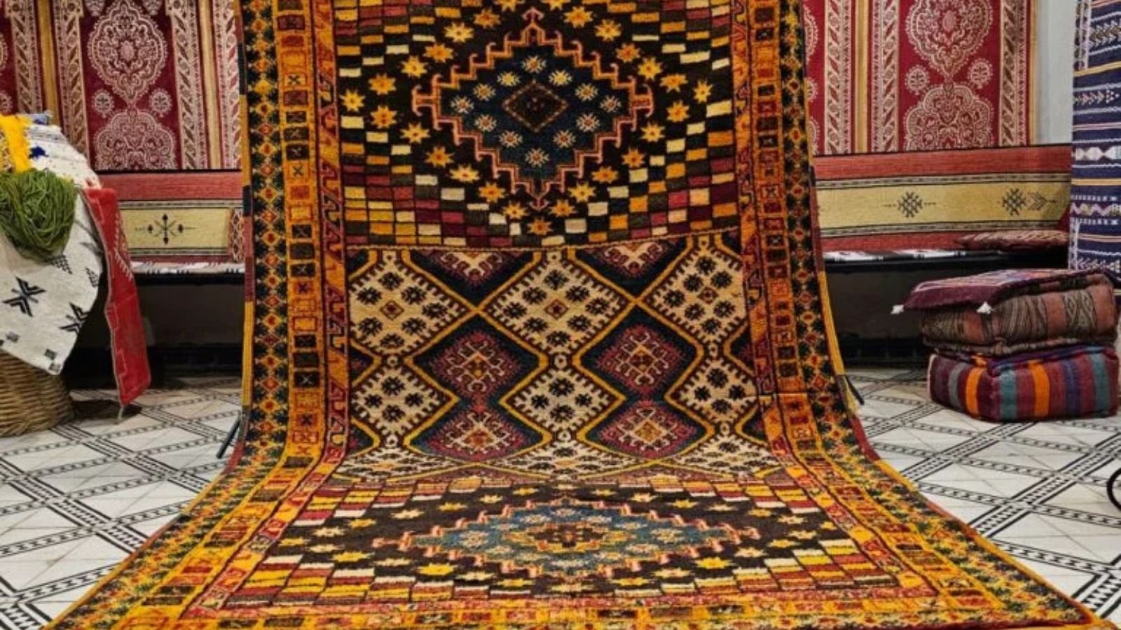 Moroccan Rug Artisan: The Timeless Craft of Handwoven Beauty